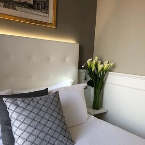 Kamer met een King Size Bed